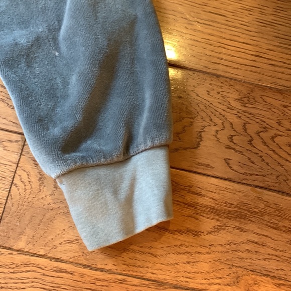 Project Social T Ludlow Gray Crewneck Velour Sweatshirt - Picture 5 of 10